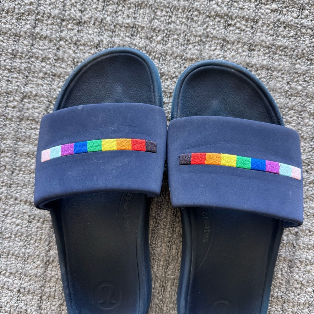lululemon athletica Navy Slide Sandals with Rainbow Stripe